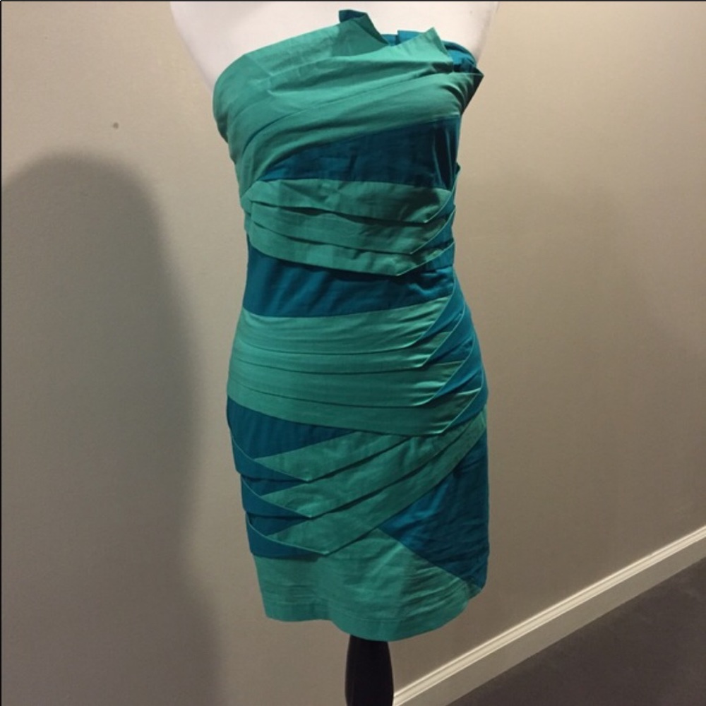 Turquoise/teal strapless dress